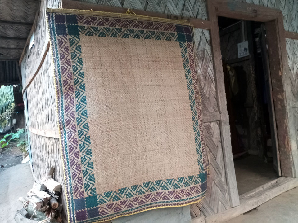 Handicraft-product-Cool Carpet