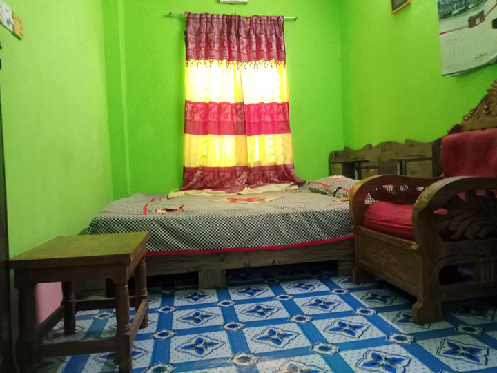 Sabina Home Stay bed room